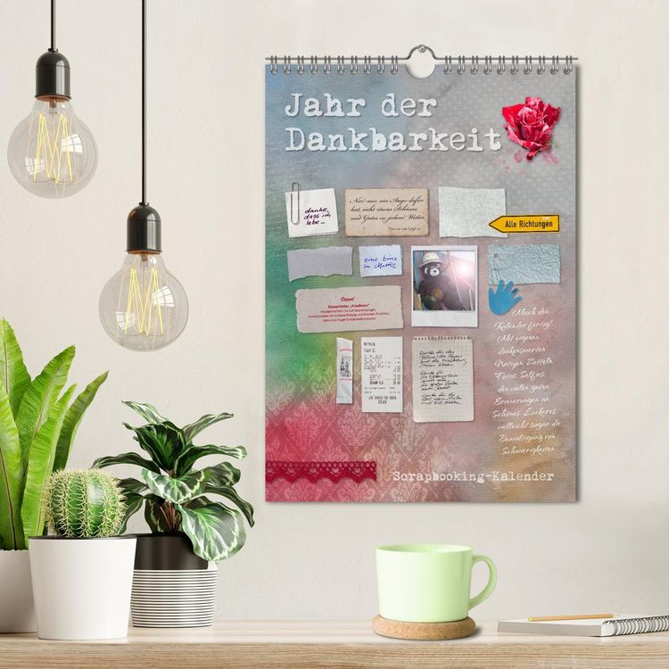 Produktbild: Jahr der Dankbarkeit &ndash; Scrapbooking-Kalender (Wandkalender 2026 DIN A4 hoch), CALVENDO Monatskalender