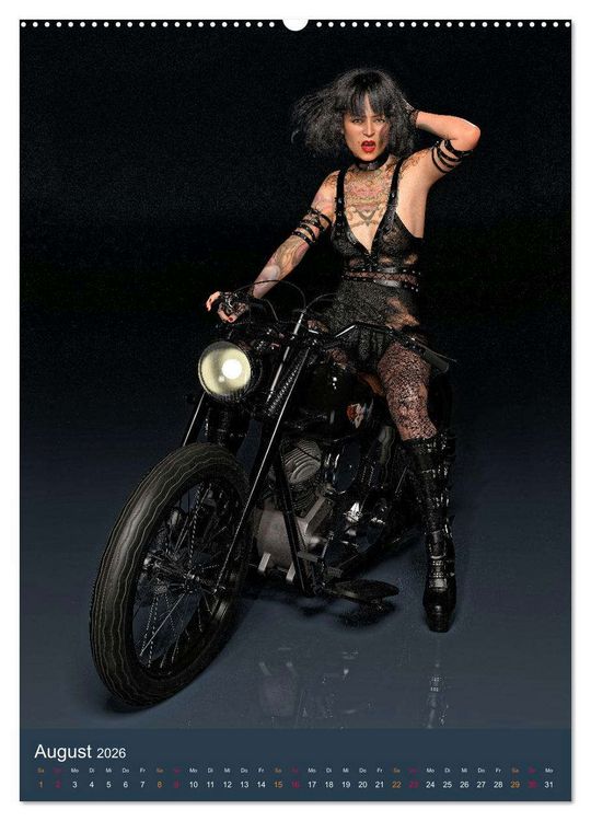 Produktbild: Tattooed Girls and Bikes (Wandkalender 2026 DIN A2 hoch), CALVENDO Monatskalender