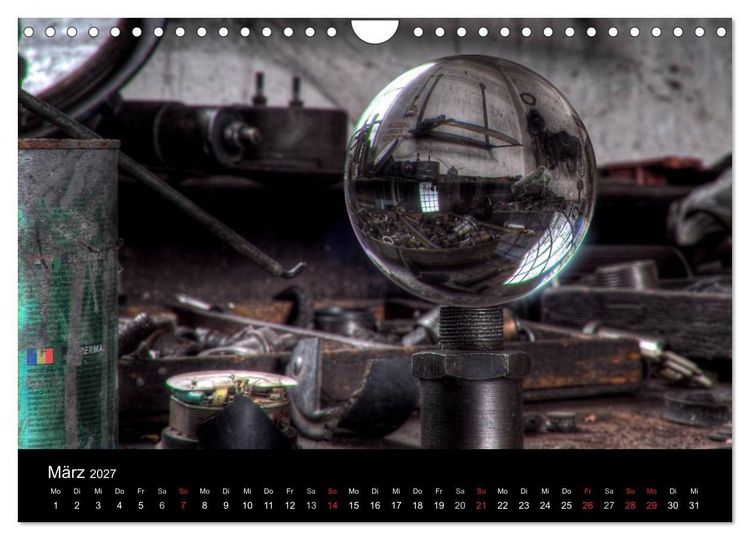 Produktbild: Verlassene Orte - Die Lokomotivwerkstatt (Wandkalender 2027 DIN A4 quer), CALVENDO Monatskalender