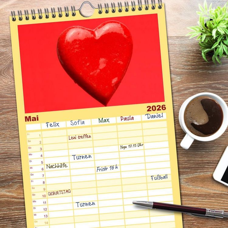 Produktbild: Familienplaner 2026 - Alles in Rot mit 5 Spalten (Wandkalender, 21 x 45 cm) CALVENDO