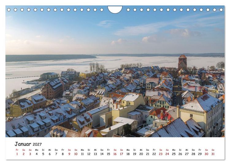 Produktbild: Waren M&uuml;ritz Besondere Ausblicke, Pl&auml;tze und Perspektiven (Wandkalender 2027 DIN A4 quer), CALVENDO Monatskalender