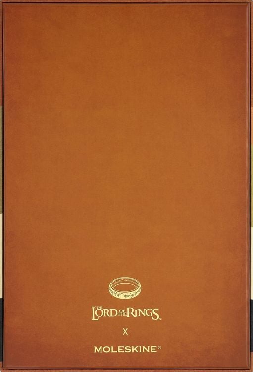 Produktbild: Moleskine Der Herr der Ringe Premium Box, Notizbuch L/A5, liniert, fester Einband, Kaweco Gelroller, der Herr der Ringe Pins (2er-Set), wiederverwendbare thematische Box