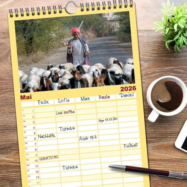 Produktbild: Familienplaner 2026 - Indiens Gesichter mit 5 Spalten (Wandkalender, 21 x 45 cm) CALVENDO