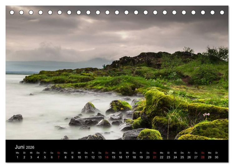 Produktbild: Islands Landschaften - Wasser, Eis und gr&uuml;nes Moos (Tischkalender 2026 DIN A5 quer), CALVENDO Monatskalender
