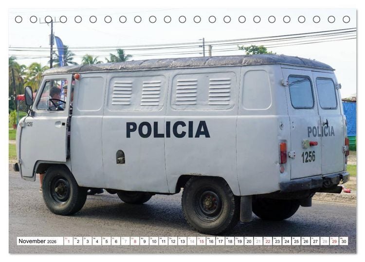 Produktbild: Auto-Legende UAZ-452 - Russlands Brotlaib auf R&auml;dern (Tischkalender 2026 DIN A5 quer), CALVENDO Monatskalender