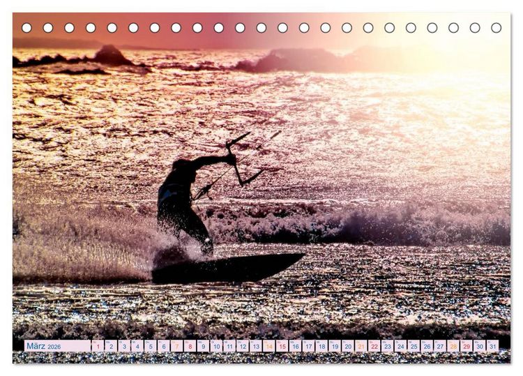 Produktbild: Kitesurfen - &uuml;ber den Wellen (Tischkalender 2026 DIN A5 quer), CALVENDO Monatskalender