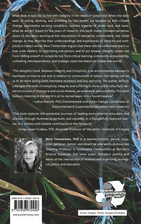 Produktbild: Between Complicity and Integrity