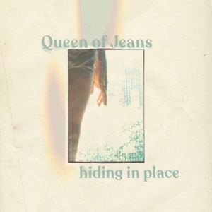 Produktbild: Hiding in Place