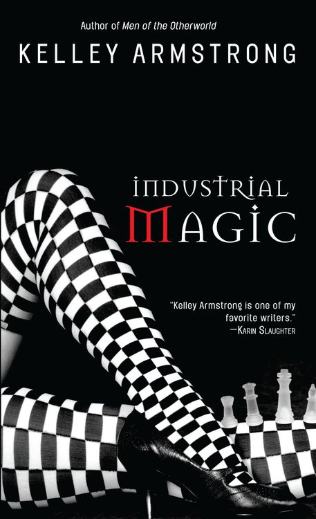 Bild vom Artikel Industrial Magic vom Autor Kelley Armstrong