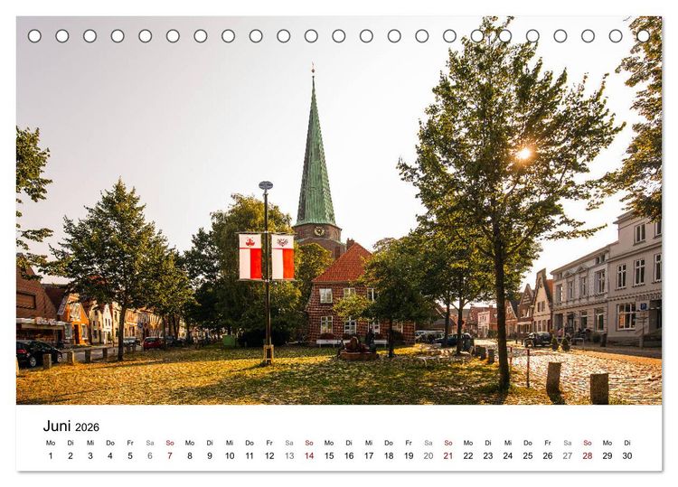 Produktbild: Ostseeheilbad Travem&uuml;nde - L&uuml;becks sch&ouml;nste Tochter (Tischkalender 2026 DIN A5 quer), CALVENDO Monatskalender