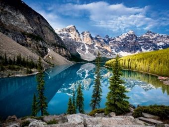 Produktbild: CALVENDO Puzzle Moraine Lake | 1000 Teile Lege-Gr&ouml;&szlig;e 64x48cm Foto-Puzzle f&uuml;r gl&uuml;ckliche Stunden