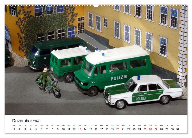 Produktbild: Polizeimodelle im Einsatz (hochwertiger Premium Wandkalender 2026 DIN A2 quer), Kunstdruck in Hochglanz