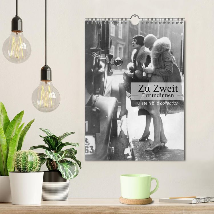 Produktbild: Zu Zweit - Freundinnen (Wandkalender 2025 DIN A4 hoch), CALVENDO Monatskalender