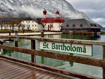 Produktbild: CALVENDO Puzzle Schiffsanleger in St. Bartholom&auml; 1000 Teile Puzzle quer | 1000 Teile Lege-Gr&ouml;&szlig;e 64 &times; 48 cm Foto-Puzzle f&uuml;r gl&uuml;ckliche Stunden