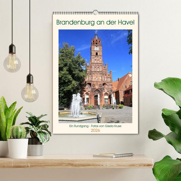 Produktbild: Brandenburg an der Havel - Ein Rundgang (Wandkalender 2026 DIN A2 hoch), CALVENDO Monatskalender