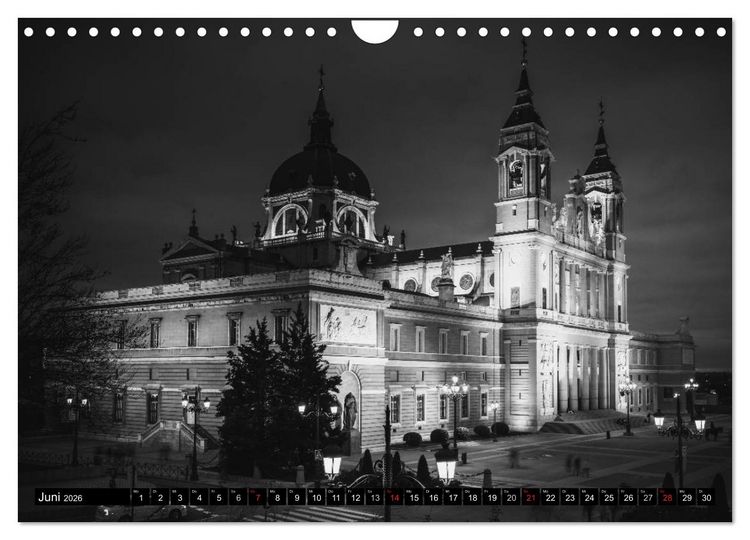 Produktbild: Madrid - Schwarz-Wei&szlig; Impressionen (Wandkalender 2026 DIN A4 quer), CALVENDO Monatskalender