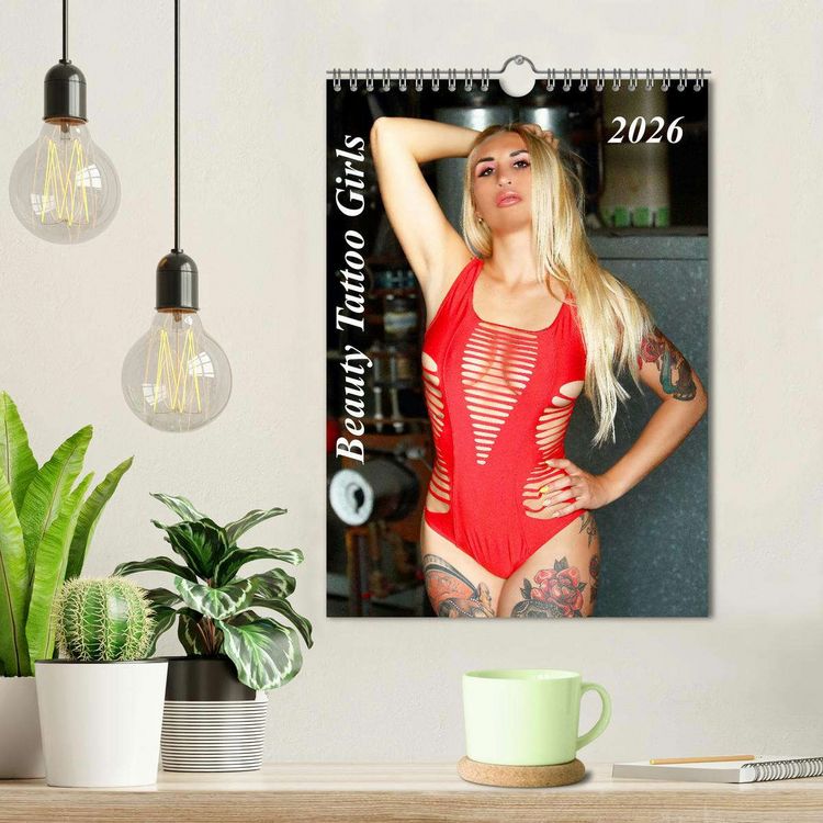 Produktbild: Beauty Tattoo Girls 2026 (Wandkalender 2026 DIN A4 hoch), CALVENDO Monatskalender