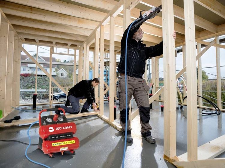 Produktbild: TOOLCRAFT Druckluft-Kompressor 7.5l 8 bar