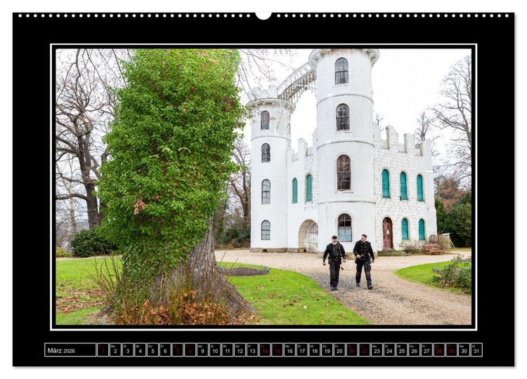 Produktbild: Schornsteinfeger &uuml;ber Berlin - Gl&uuml;ckseligkeit (Wandkalender 2026 DIN A2 quer), CALVENDO Monatskalender