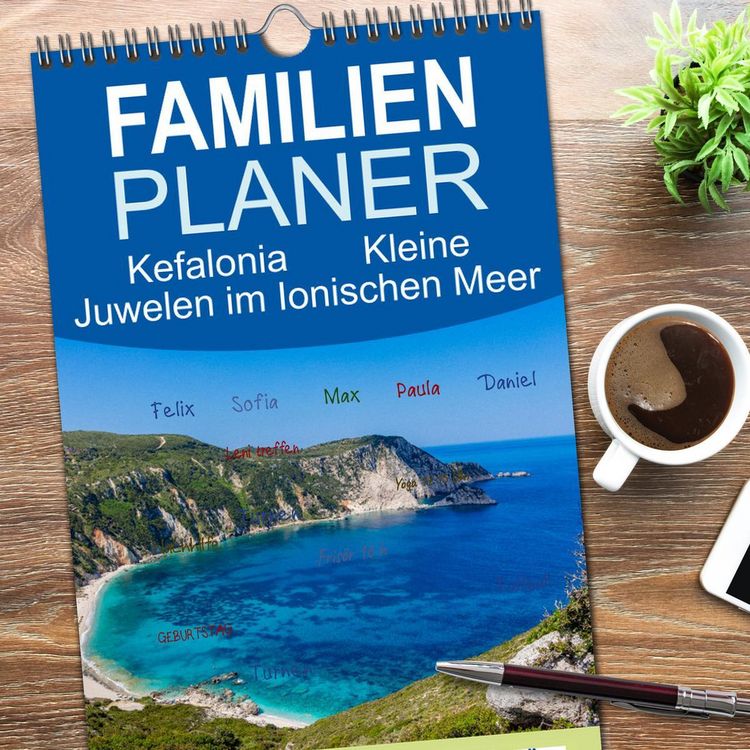 Produktbild: Familienplaner 2026 - Kefalonia Kleine Juwelen im Ionischen Meer mit 5 Spalten (Wandkalender, 21 x 45 cm) CALVENDO