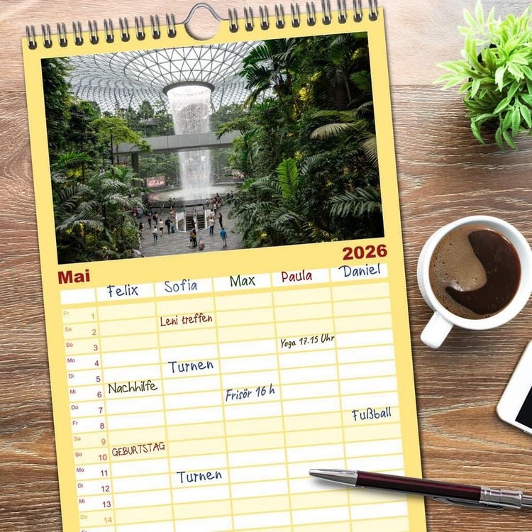 Produktbild: Familienplaner 2026 - Singapur: Zwischen Wolkenkratzern und Superb&auml;umen mit 5 Spalten (Wandkalender, 21 x 45 cm) CALVENDO