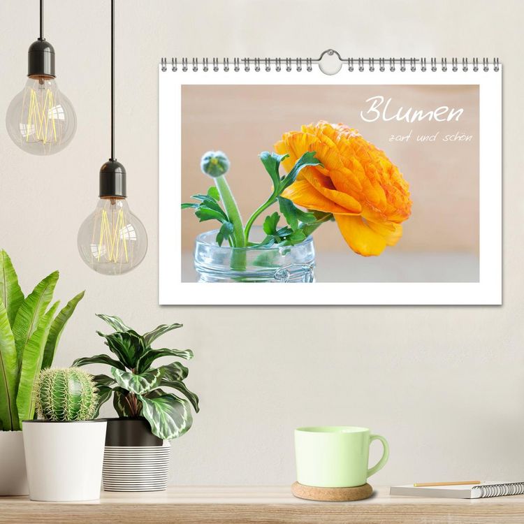 Produktbild: Blumen zart und sch&ouml;n (Wandkalender 2026 DIN A4 quer), CALVENDO Monatskalender