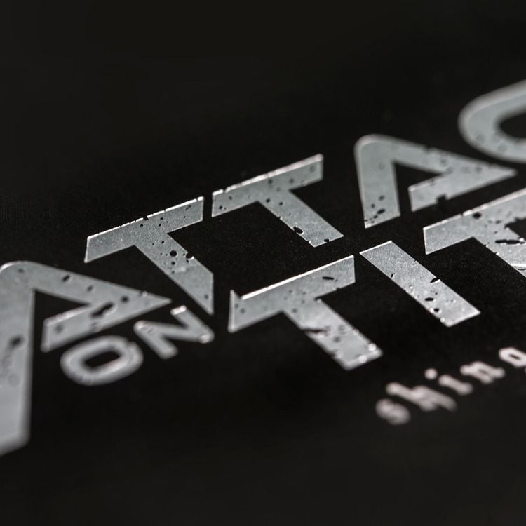 Produktbild: Attack on Titan Deluxe 1