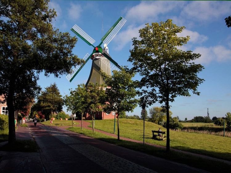 Produktbild: CALVENDO Puzzle Gr&uuml;ne M&uuml;hle | 1000 Teile Lege-Gr&ouml;&szlig;e 64x48cm Foto-Puzzle f&uuml;r gl&uuml;ckliche Stunden