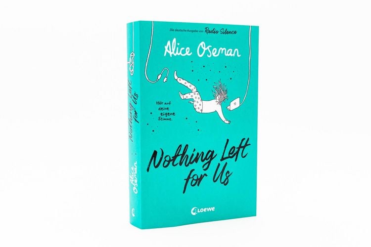 Produktbild: Nothing Left for Us (deutsche Ausgabe von Radio Silence)