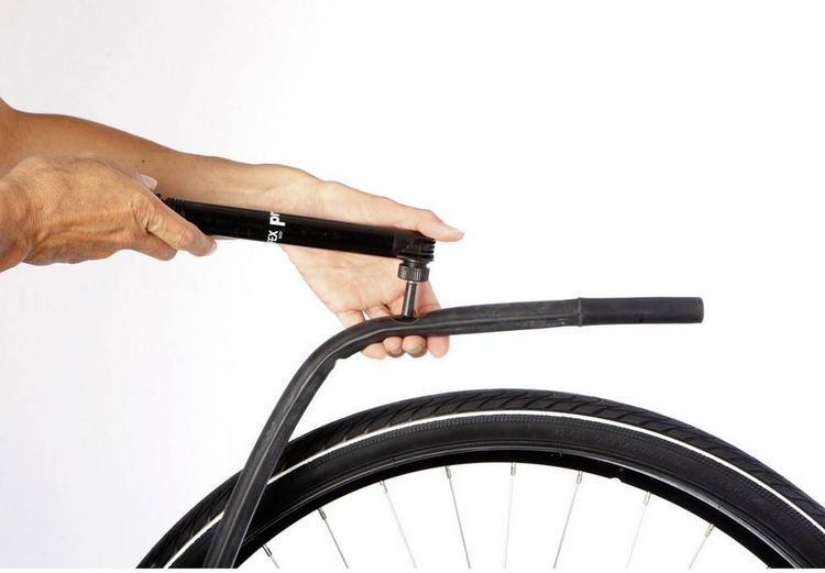 Produktbild: FISCHER FAHRRAD 85098 Fahrradschlauch 28 Zoll Autoventil (AV)