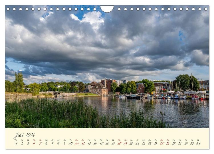 Produktbild: Kiel &ndash; Maritimes Flair im Wandel der Jahreszeiten (Wandkalender 2026 DIN A4 quer), CALVENDO Monatskalender