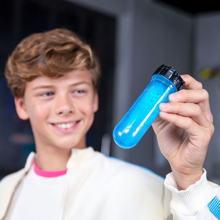 Produktbild: MrBeast Lab Swarms Figuren 2er Blind Pack (im Thekendisplay) - Inhalt: 12 St&uuml;ck