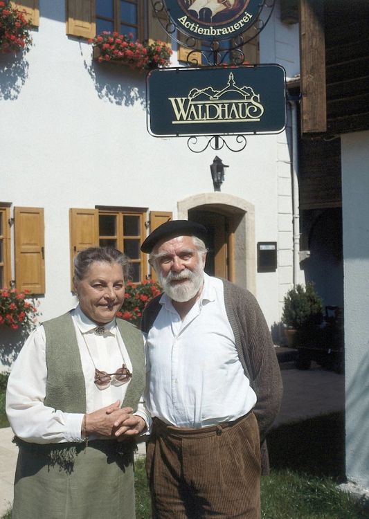 Produktbild: Waldhaus - Die komplette ZDF-Serie in 18 Teilen (Fernsehjuwelen) [6 DVDs]