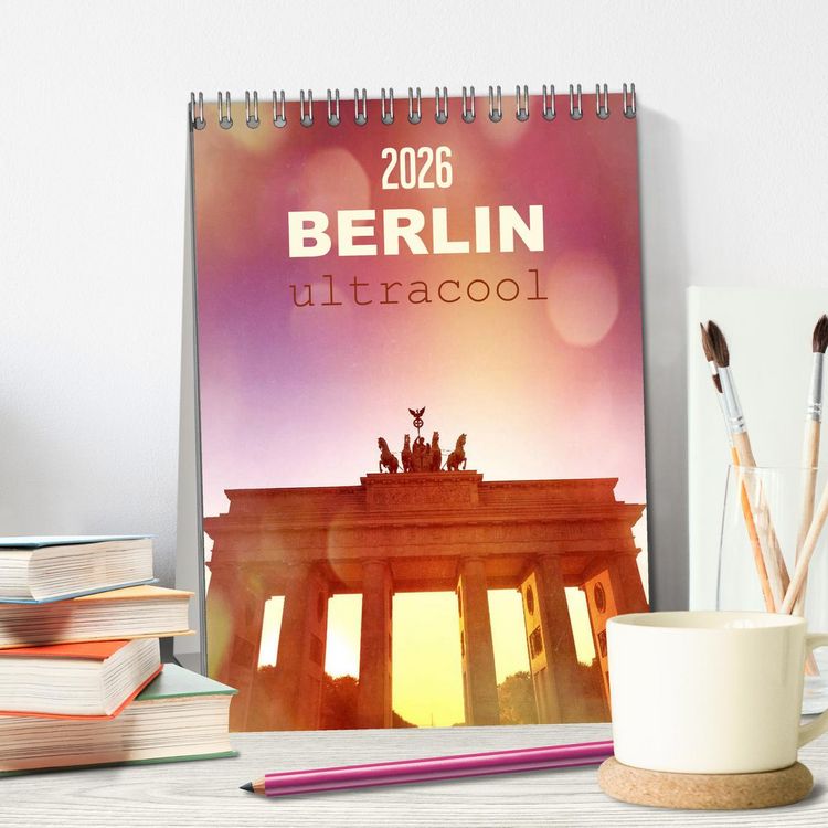 Produktbild: BERLIN ultracool (Tischkalender 2026 DIN A5 hoch), CALVENDO Monatskalender