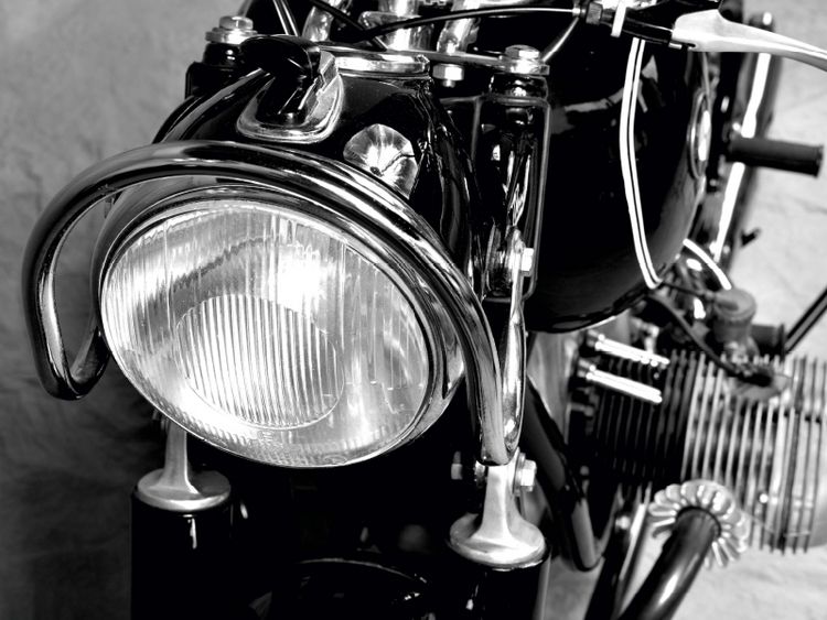 Produktbild: CALVENDO Puzzle BMW R69S in schwarzweiss 1000 Teile Lege-Gr&ouml;&szlig;e 64 x 48 cm Foto-Puzzle Bild von Ingo Laue