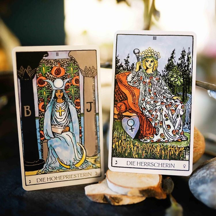 Produktbild: Das Weiser-Tarot - Tarot von A.E. Waite in den urspr&uuml;nglichen Aquarellfarben (78 Karten illustriert von Pamela Colman Smith mit Booklet)