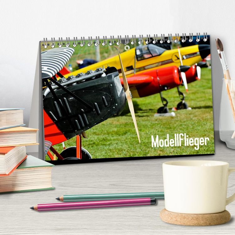 Produktbild: Modellflieger / CH-Version (Tischkalender 2026 DIN A5 quer), CALVENDO Monatskalender