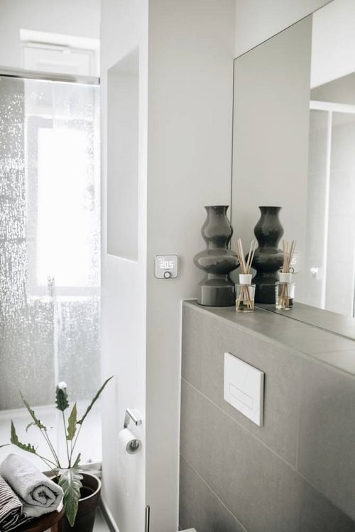 Produktbild: Bosch Smart Home BTH-RM Funk-Temperatursensor, -Luftfeuchtesensor, Raumthermostat