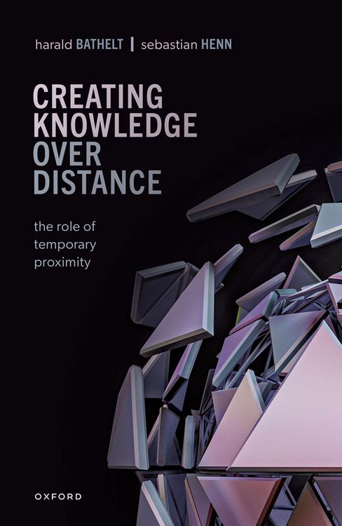 Produktbild: Creating Knowledge over Distance