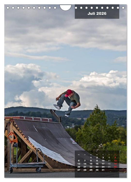 Produktbild: Mit dem Skateboard unterwegs (Wandkalender 2026 DIN A4 hoch), CALVENDO Monatskalender