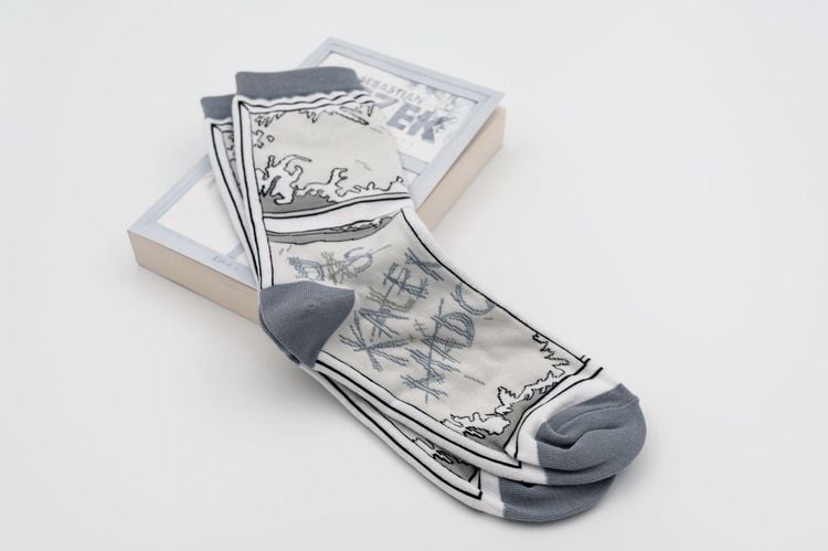 Produktbild: Sebastian Fitzek-Socken "Das Kalenderm&auml;dchen" Gr&ouml;&szlig;e 41 - 46
