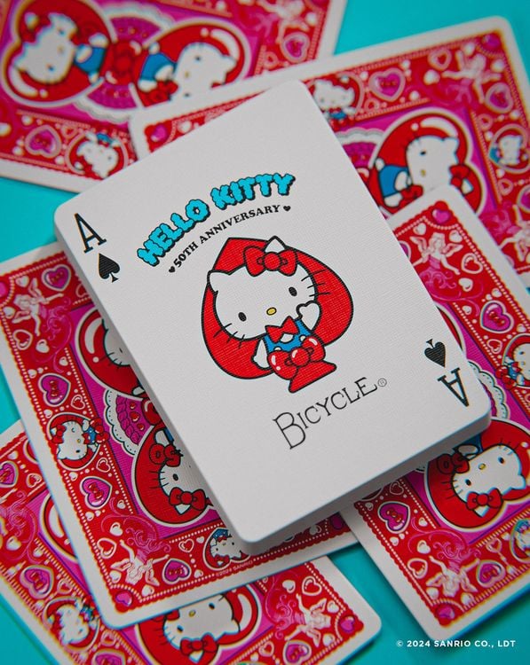 Produktbild: Bicycle&reg; Hello Kitty - 50th Anniversary (Designer Spielkarten, Poker, Skat...)