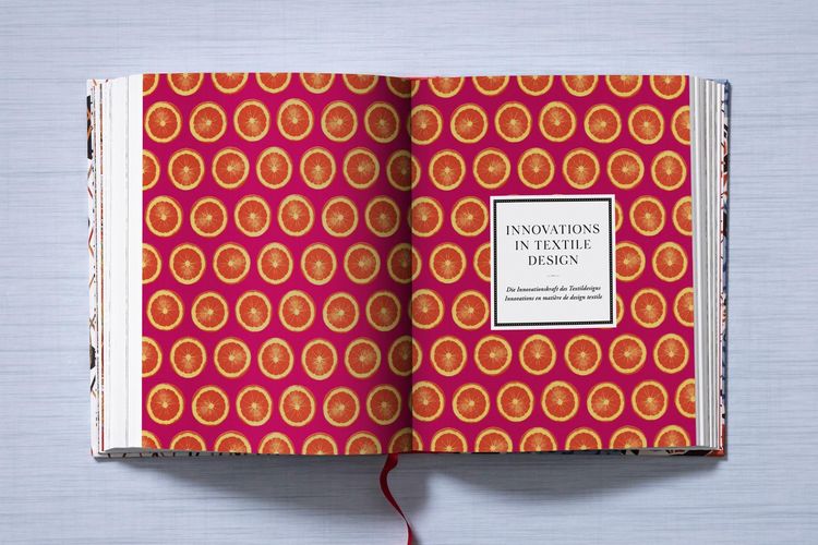 Produktbild: The Book of Printed Fabrics