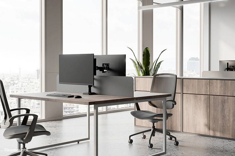 Produktbild: Neomounts Monitor-Standfu&szlig; DS60-600BL1 1 Display(s) 25,4 cm (10") - 81,3 cm (32") Schwarz H&ouml;henverstellbar, Neigbar, Schwenkbar, Stand