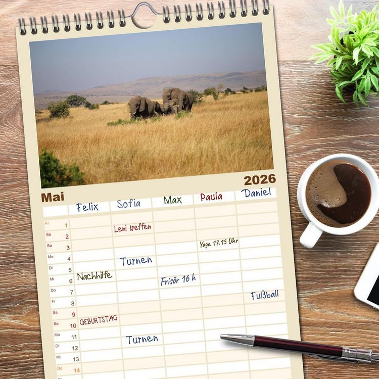 Produktbild: Familienplaner 2026 - Kenias wilde Elefanten mit 5 Spalten (Wandkalender, 21 x 45 cm) CALVENDO