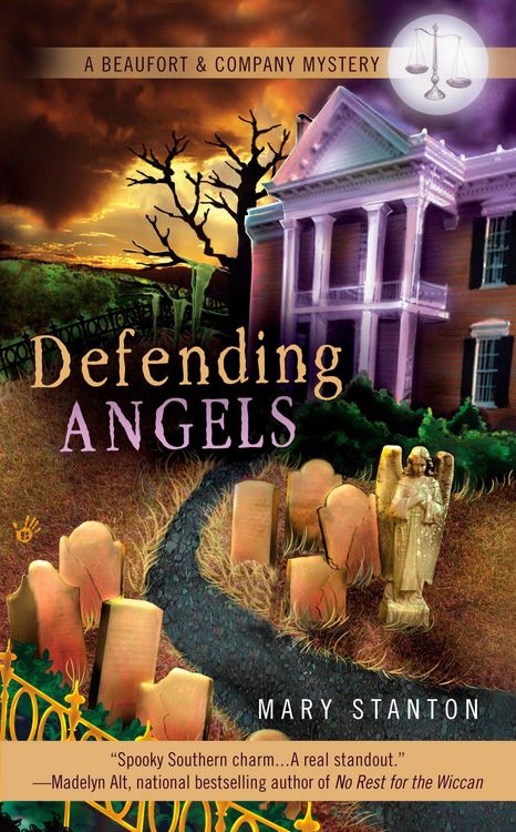 Produktbild: Defending Angels