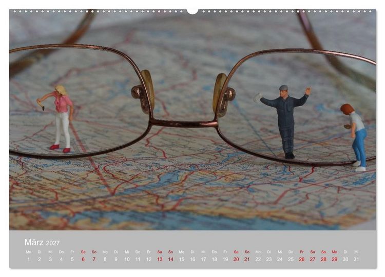 Produktbild: Das zweite Leben von Miniatur-Figuren (hochwertiger Premium Wandkalender 2027 DIN A2 quer), Kunstdruck in Hochglanz