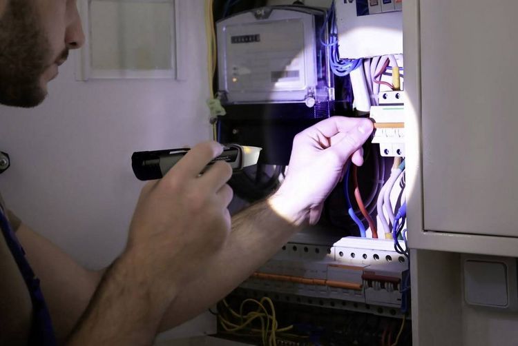 Produktbild: VOLTCRAFT MS-500 Ber&uuml;hrungsloser Spannungspr&uuml;fer CAT IV 1000V LED, Akustik