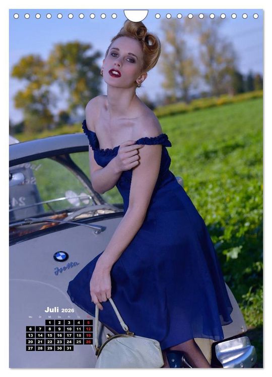 Produktbild: Die Isetta trifft Modells Ein Rollermobil zum Knutschen (Wandkalender 2026 DIN A4 hoch), CALVENDO Monatskalender