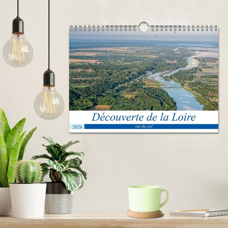 Produktbild: D&eacute;couverte de la Loire vue du ciel (Calendrier mural 2026 DIN A4 vertical), CALVENDO calendrier mensuel